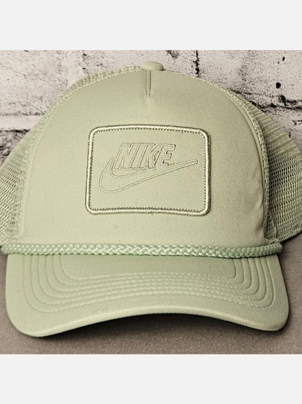Nike Dri Fit Trucker Hat Sage Green Mesh Snapback L XL Rise Cap